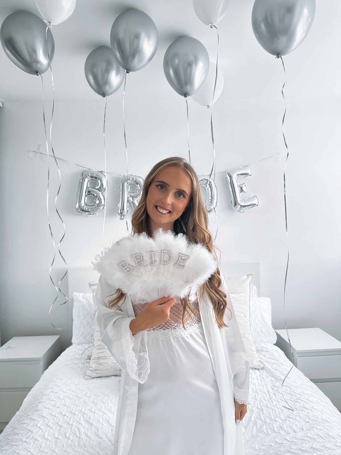 Bride Feather Fan