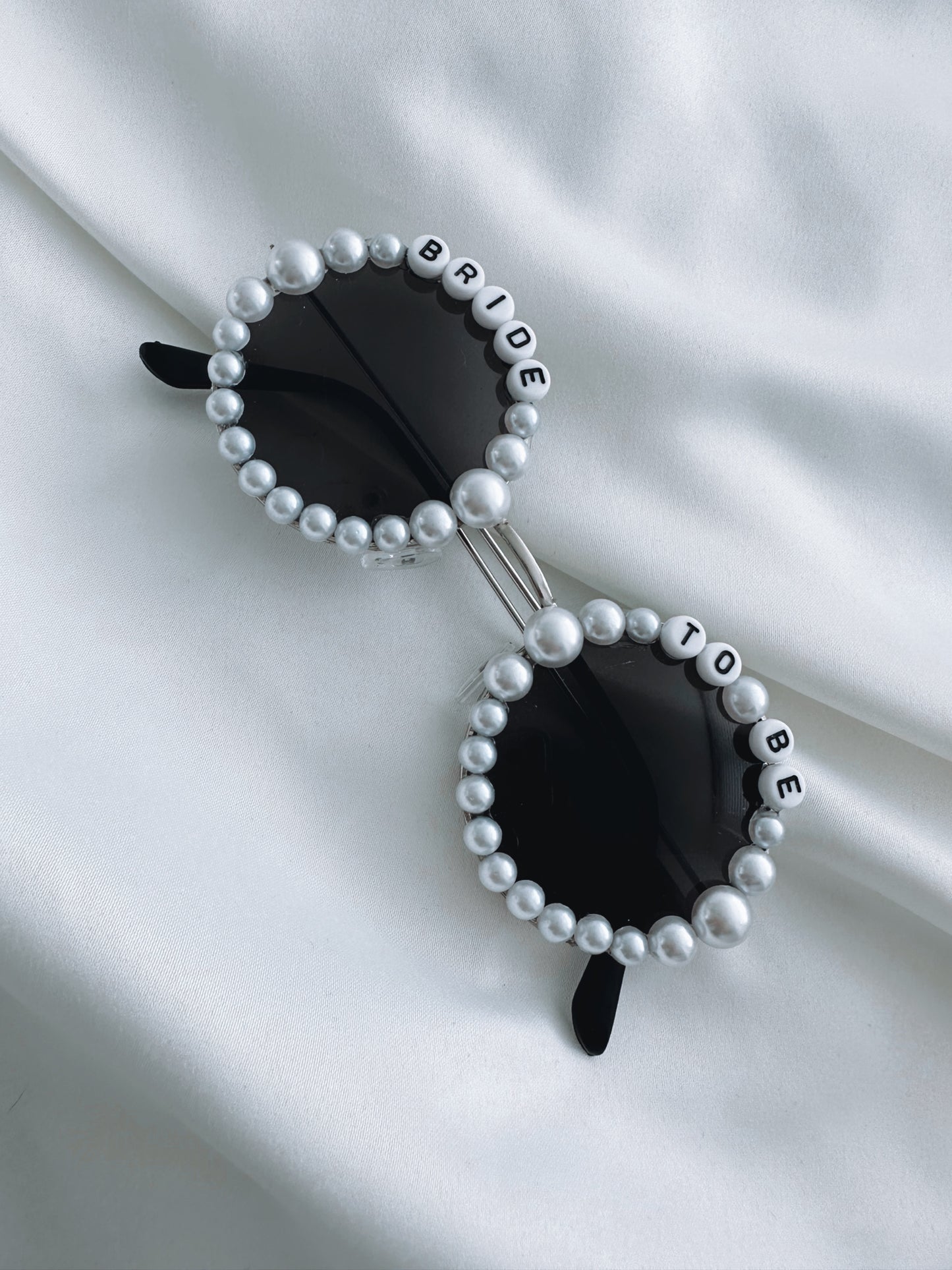 Bride To Be Personalised Pearl Round Sunglasses