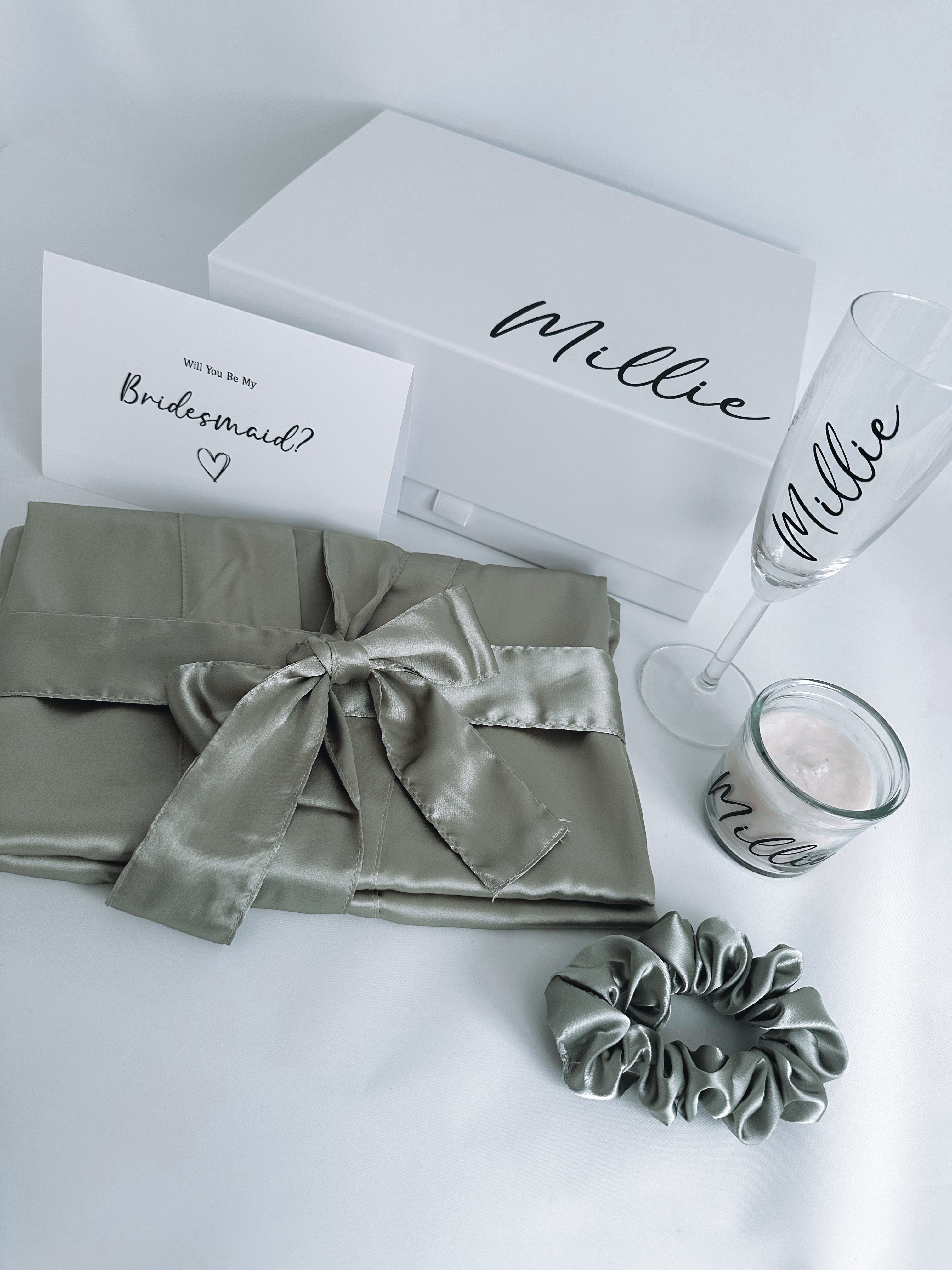 Bridesmaid fashion proposal box with robe