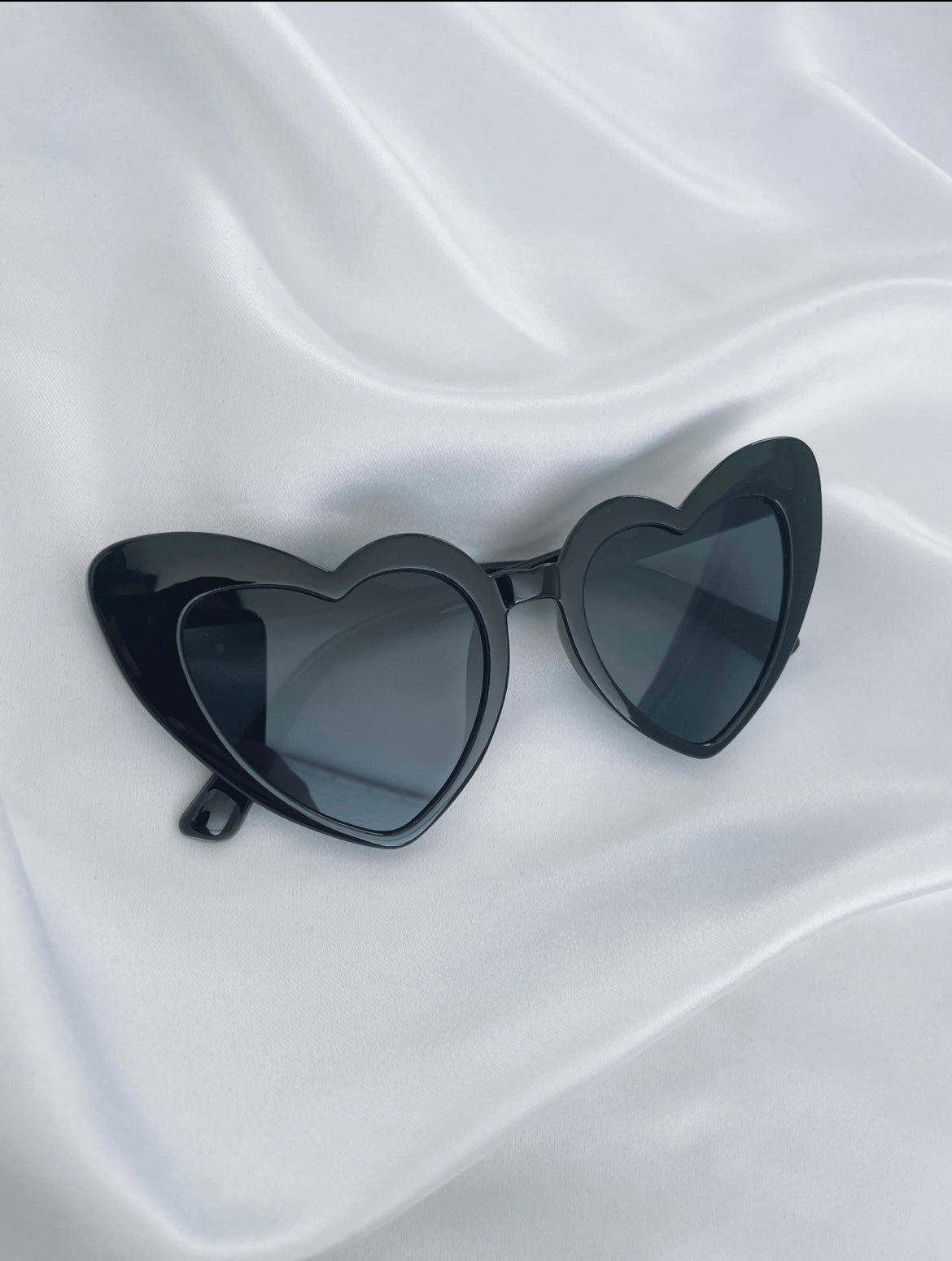 Heart Shaped Sunglasses- Black